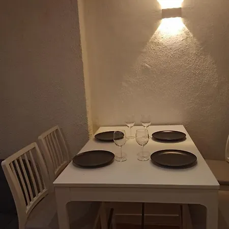 Neuf Climatise Centre #5 *